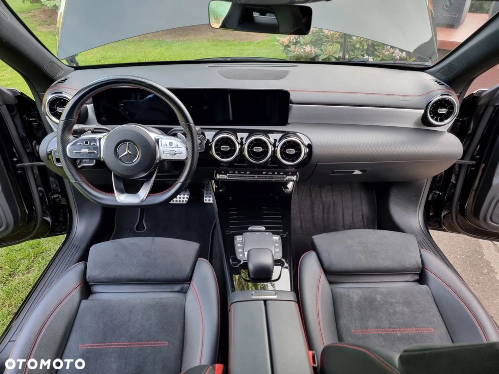 Mercedes-Benz CLA 200 d 8G-DCT Progressive - 16