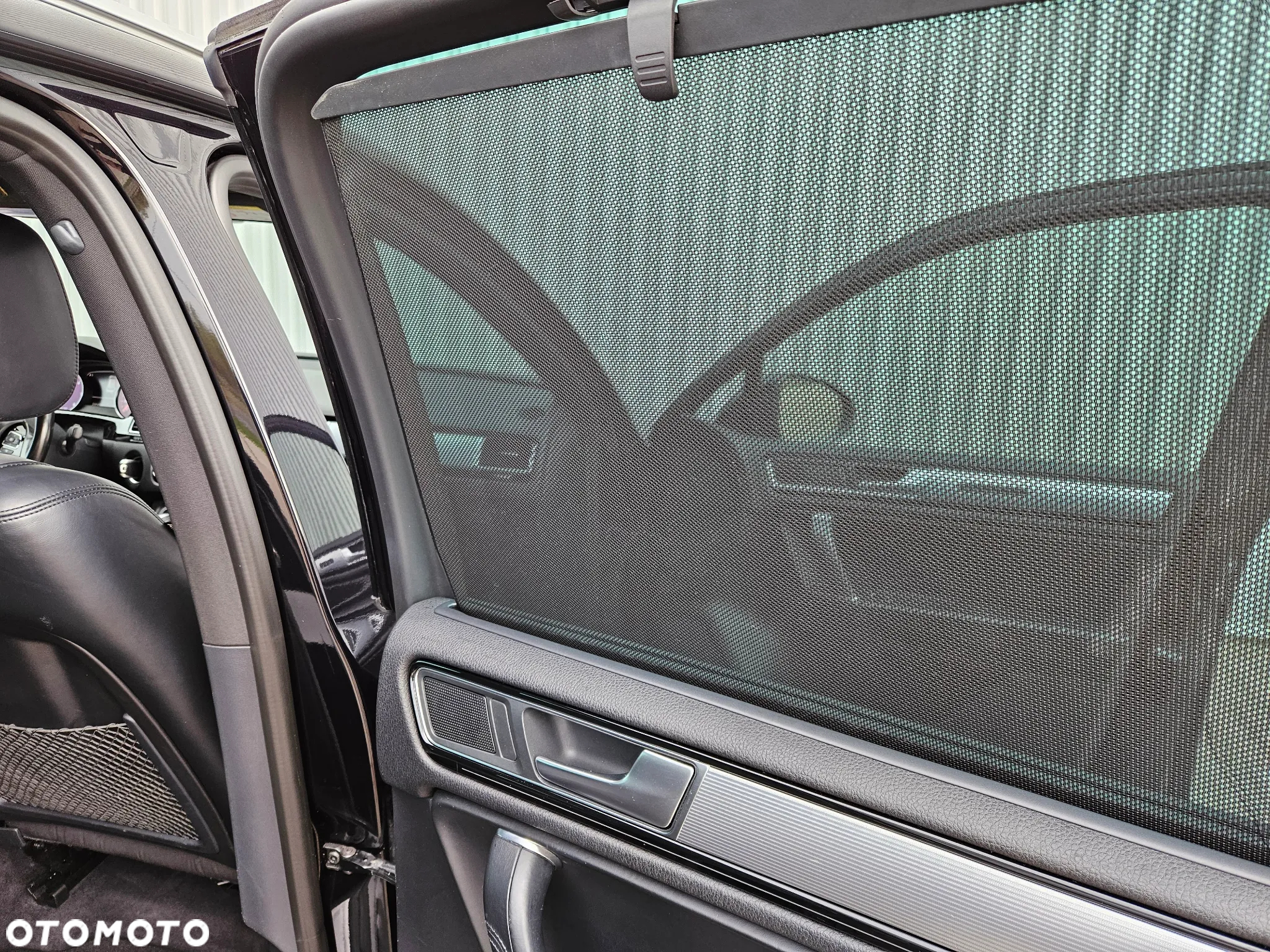 Volkswagen Touareg 3.0 V6 TDI BMT Perfectline R-Style - 13
