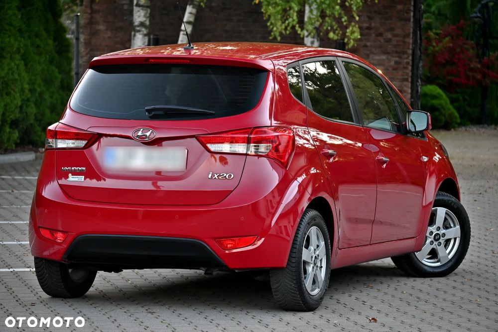 Hyundai ix20 1.4 blue Comfort - 12