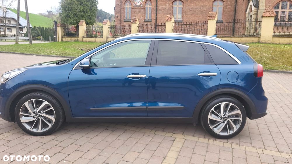 Kia Niro 1.6 GDI Hybrid L Business Line - 6