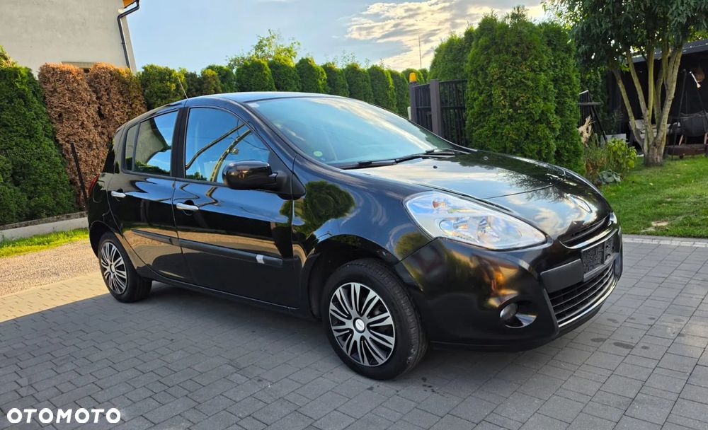 Renault Clio - 6