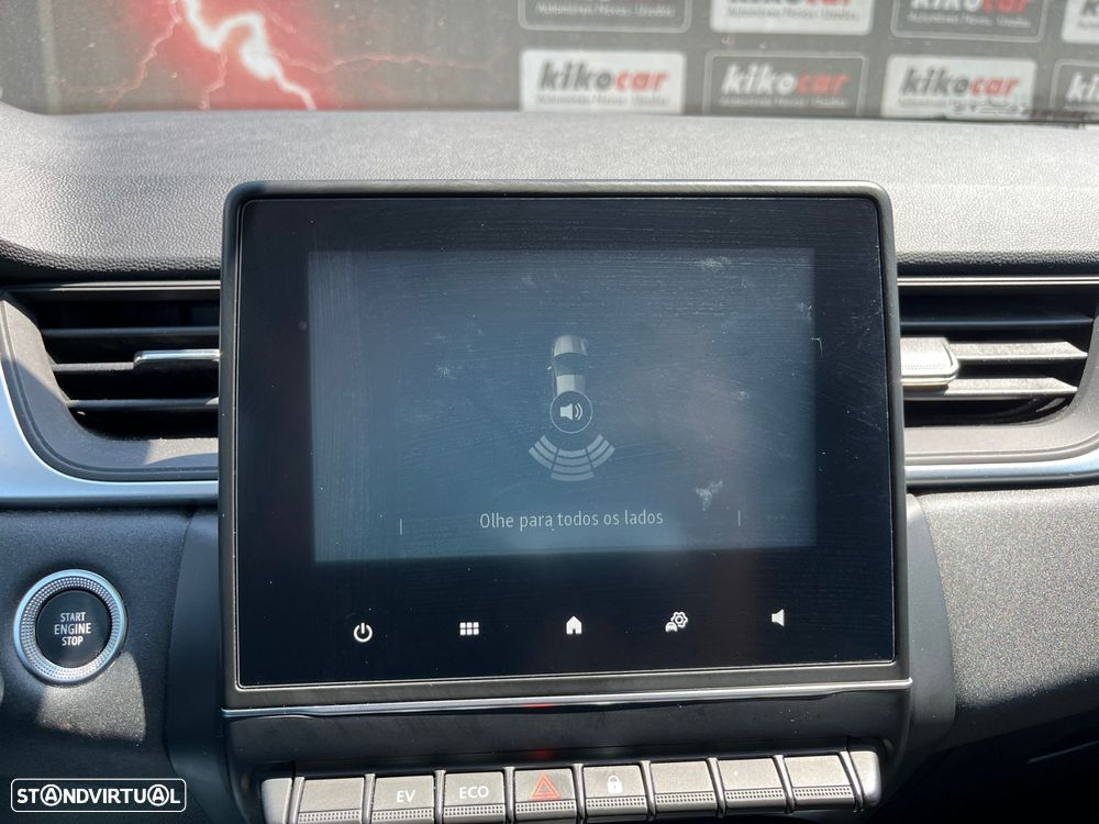 Renault Captur 1.6 E-Tech Full Hybrid Evolution - 32