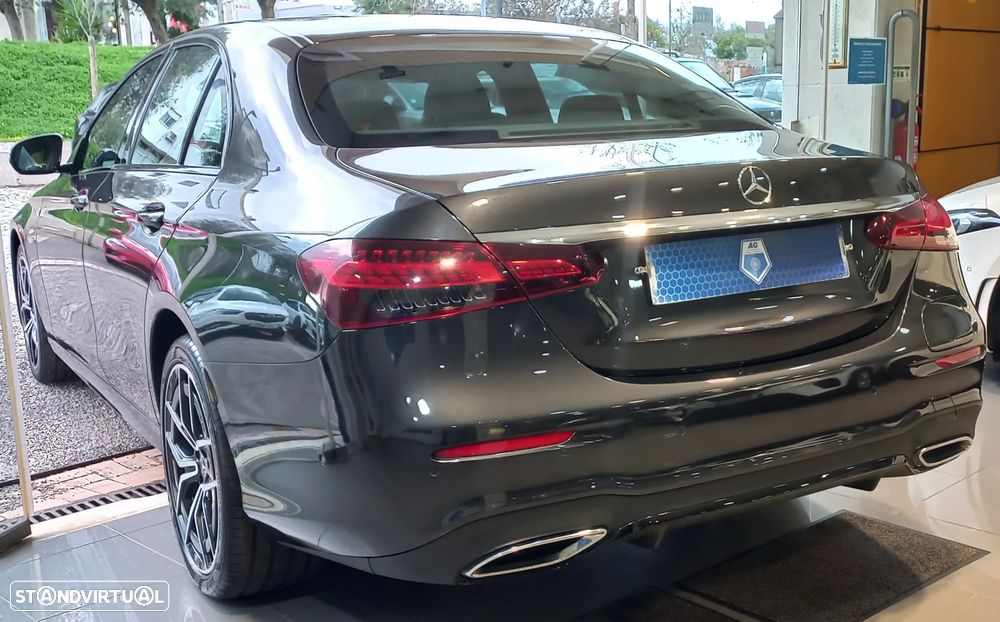 Mercedes-Benz E 300 de AMG Line - 3
