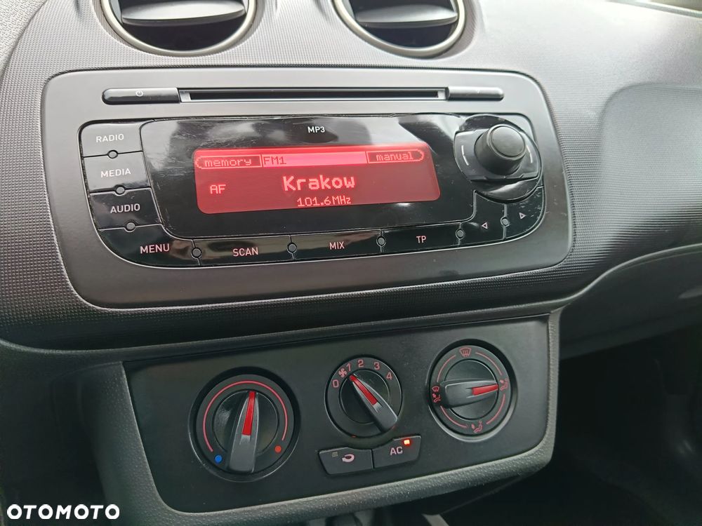 Seat Ibiza 1.2 12V Passion - 29
