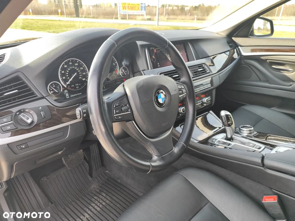 BMW Seria 5 535i - 15