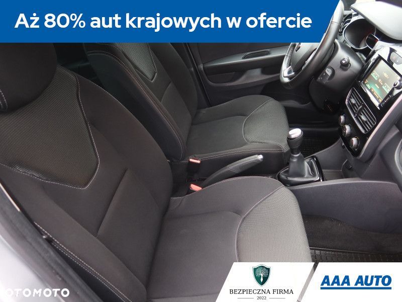 Renault Clio - 11