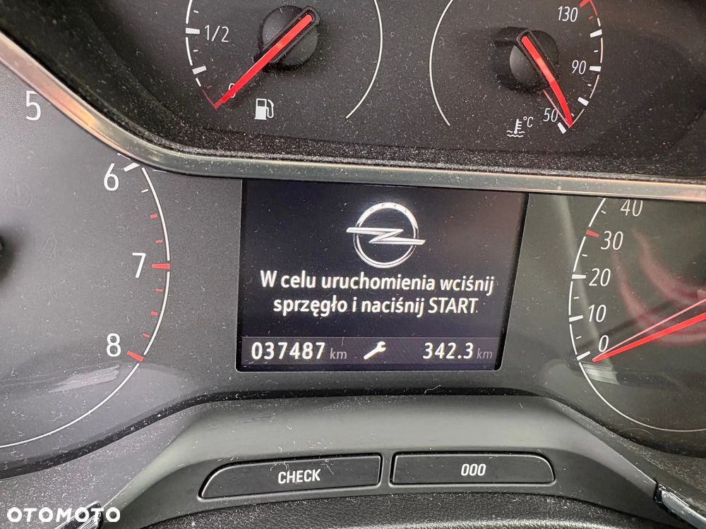 Opel Crossland X - 2