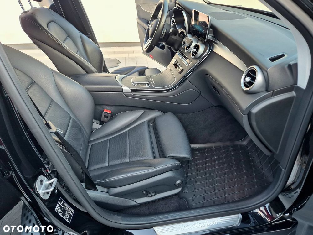 Mercedes-Benz GLC 200 d 4-Matic Business Edition - 16
