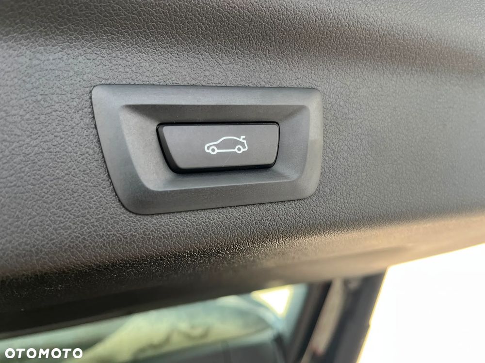 BMW X1 sDrive18d - 20