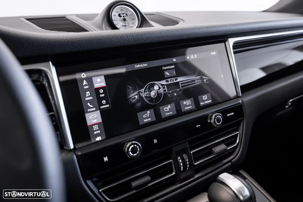 Porsche Macan Standard - 24