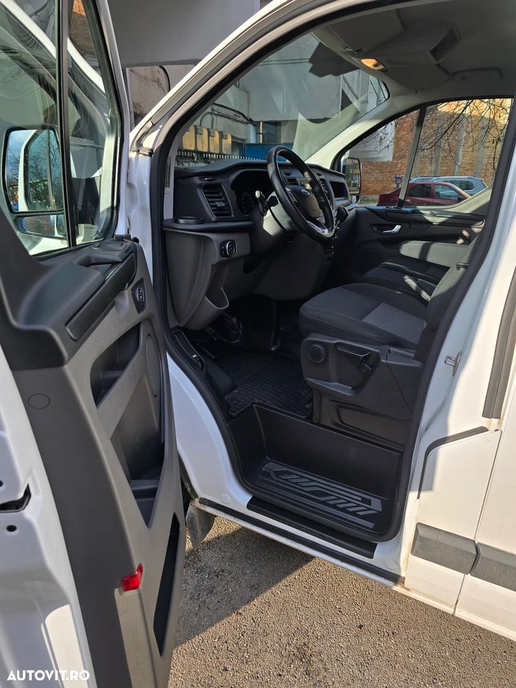 Ford Transit Custom - 8