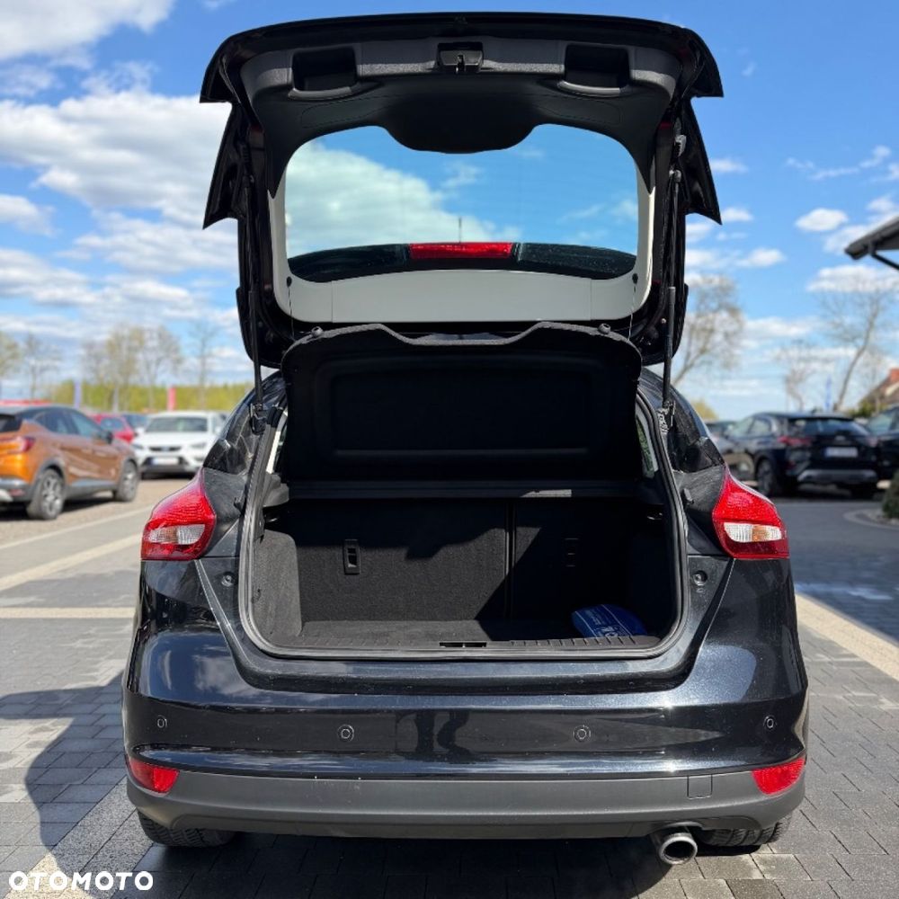 Ford Focus - 11