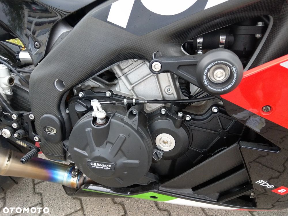 Aprilia RSV - 16