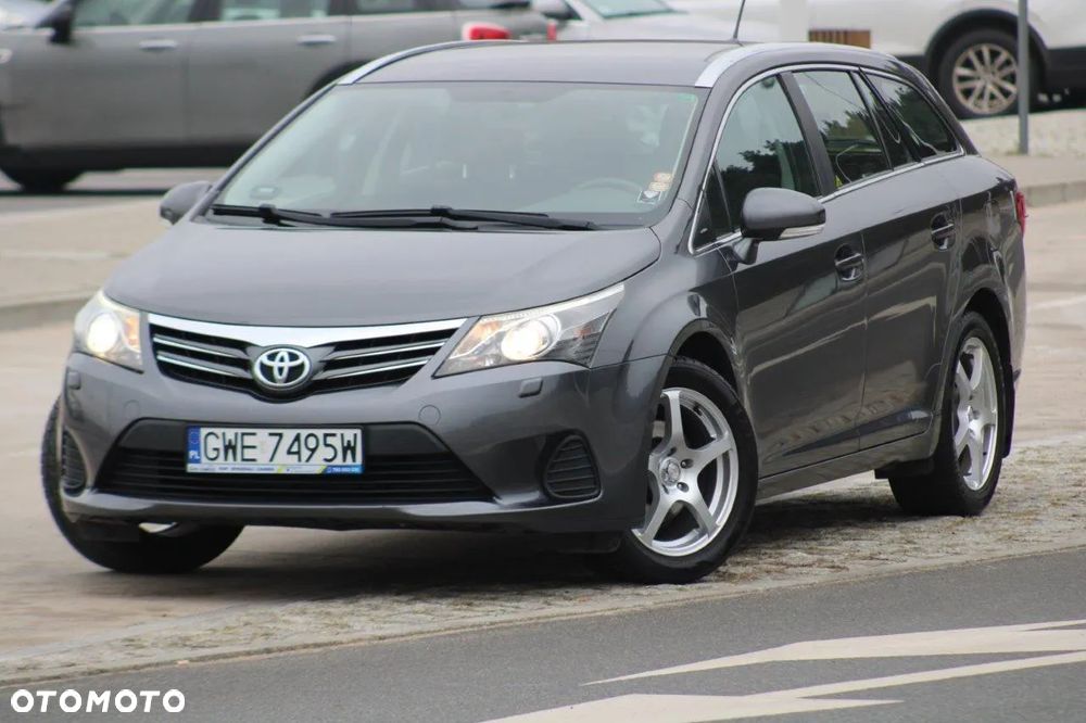 Toyota Avensis 1.6 Business Edition - 34