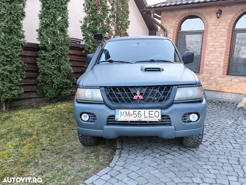 Mitsubishi Pajero Metal Top 2.5 TD GL - 4