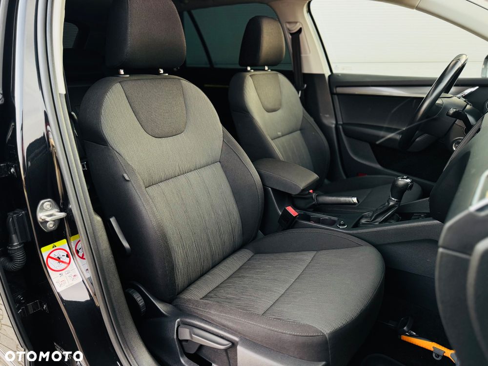 Skoda Octavia 1.6 TDI DSG Premium Edition - 36