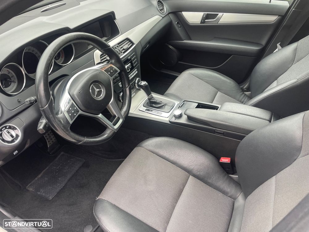 Mercedes-Benz C 220 (BlueTEC) d Station 7G-TRONIC AMG Line - 7