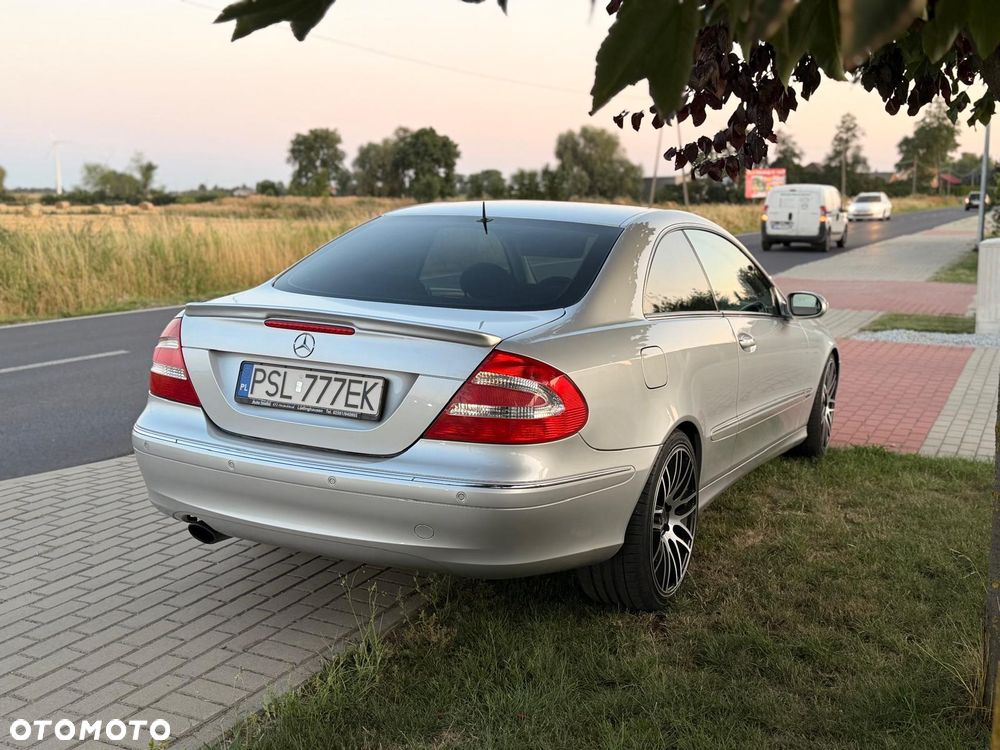 Mercedes-Benz CLK - 3