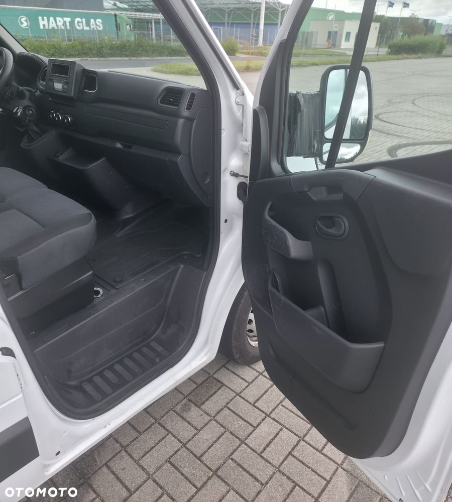 Renault Master - 15