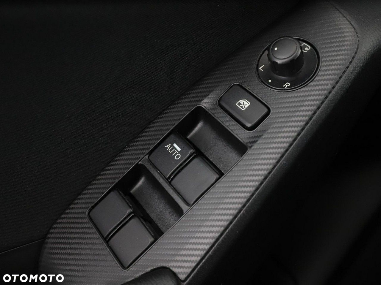 Mazda 3 2.0 Skymotion - 32