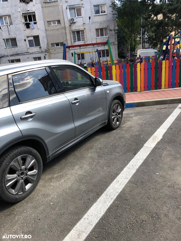 Suzuki Vitara 1.4 Boosterjet MHEV Passion - 13