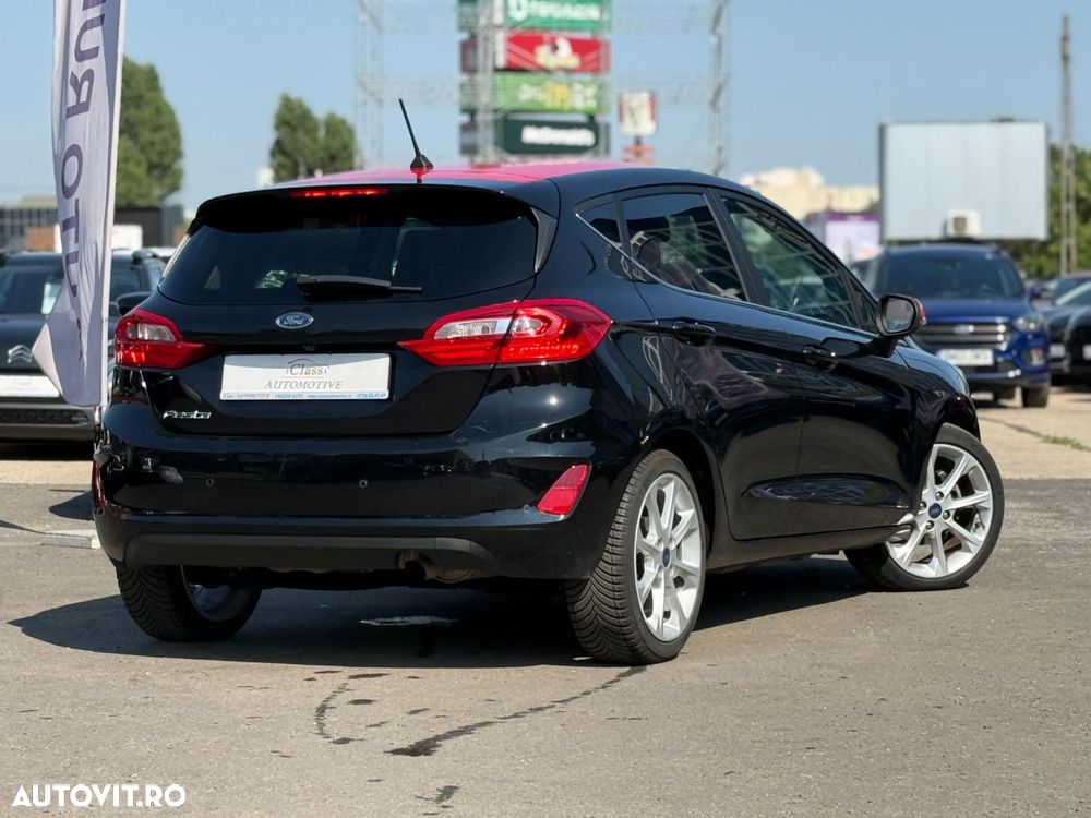Ford Fiesta 1.0 EcoBoost S&S Aut. TITANIUM - 9