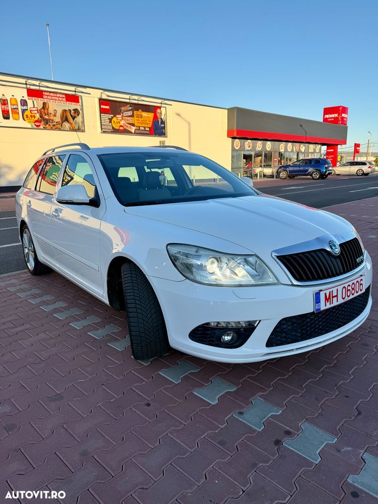 Skoda Octavia 2.0 TDI CR DPF DSG RS - 16
