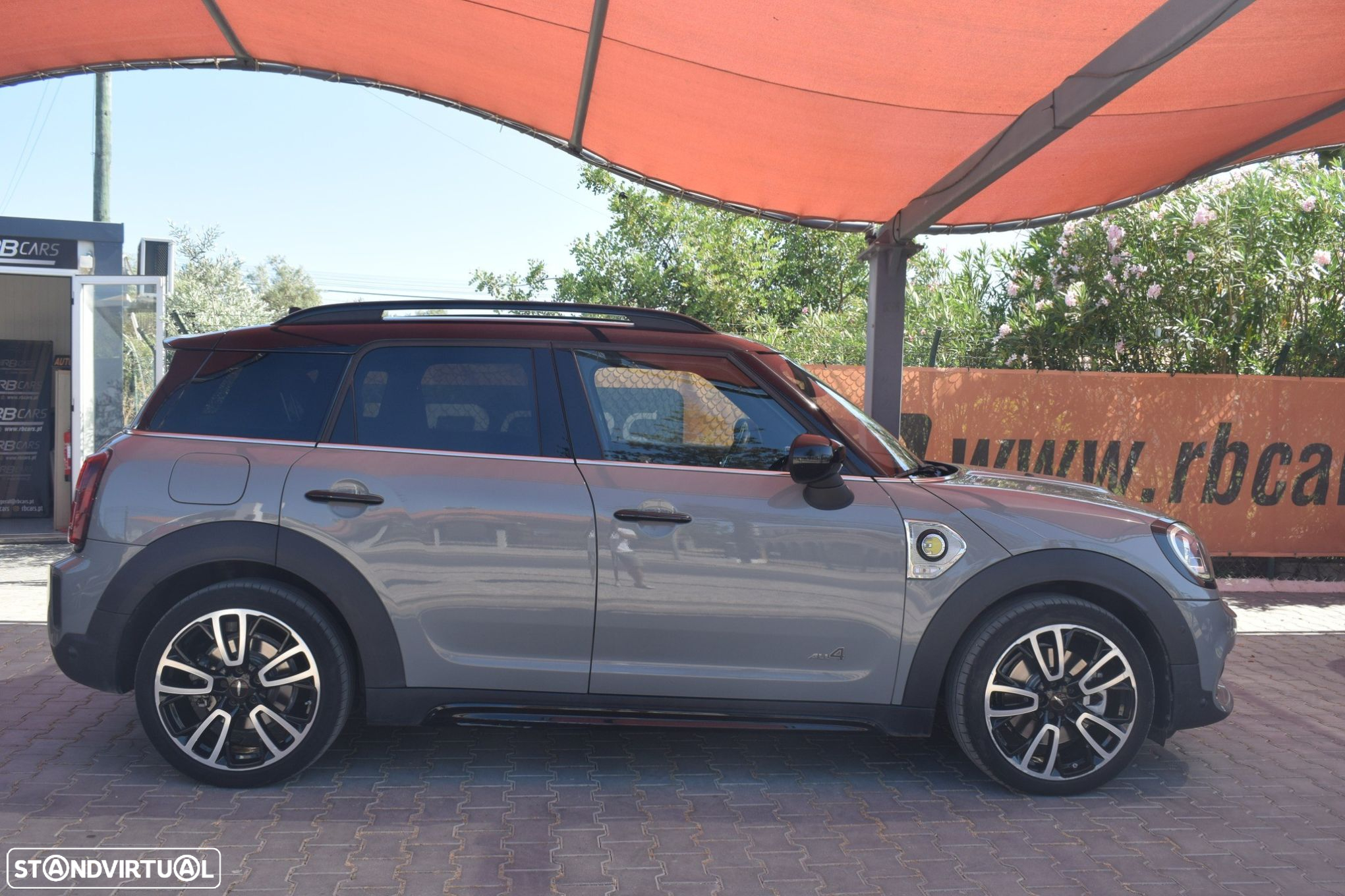 MINI Countryman Cooper SE ALL4 JCW Auto - 4