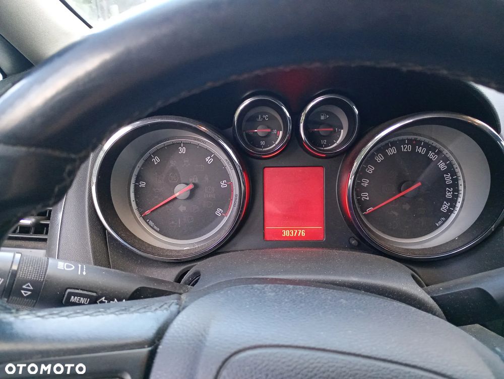 Opel Astra 2.0 CDTI Cosmo - 6