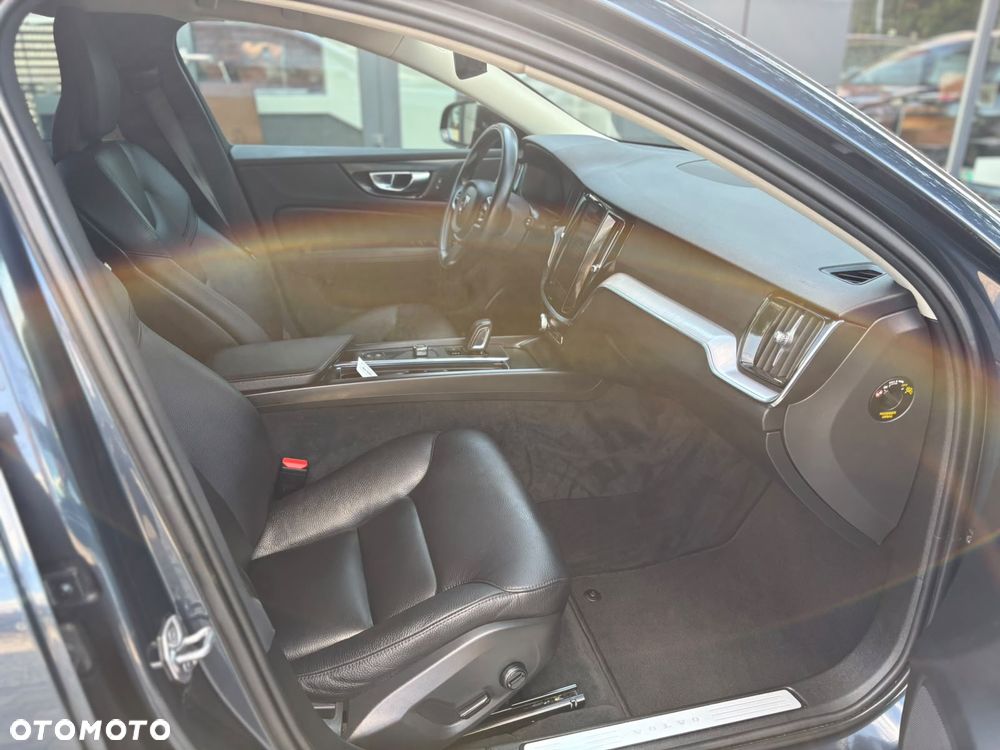 Volvo V60 B3 B Geartronic Momentum - 11