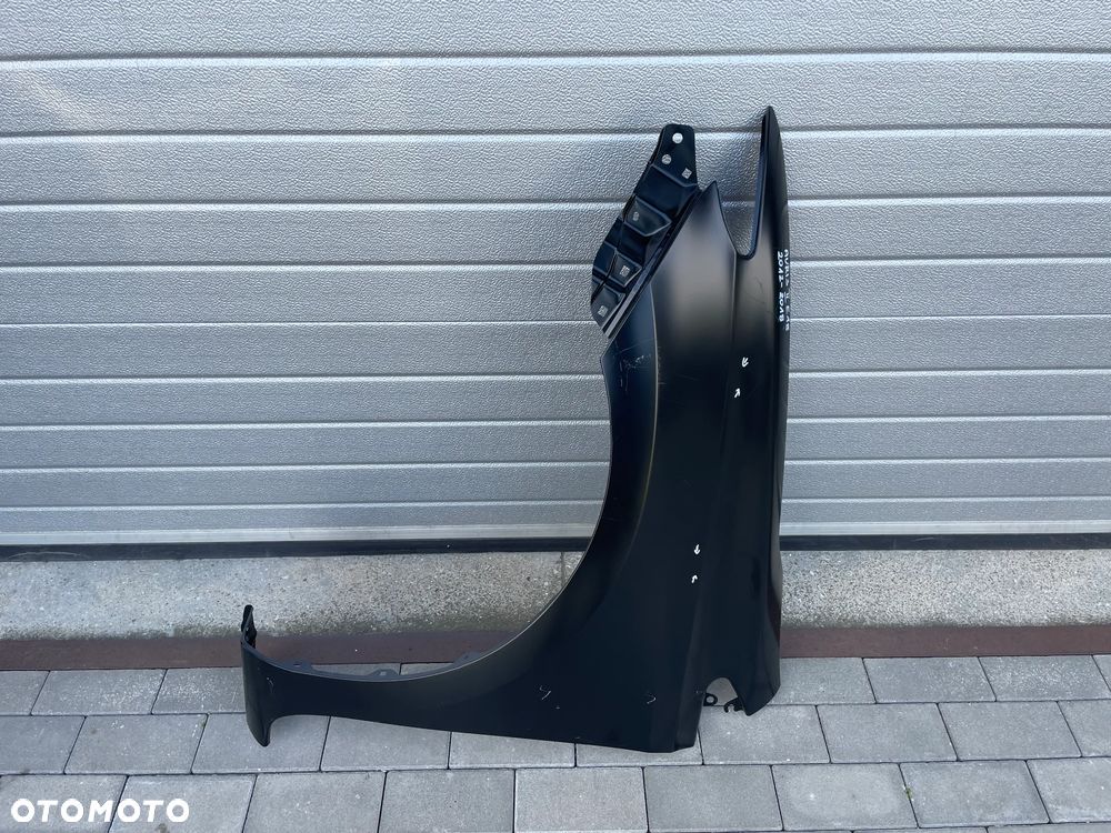 BŁOTNIK PRZEDNI LEWY TOYOTA AURIS II E18  2012-2018 - NOWY - 1