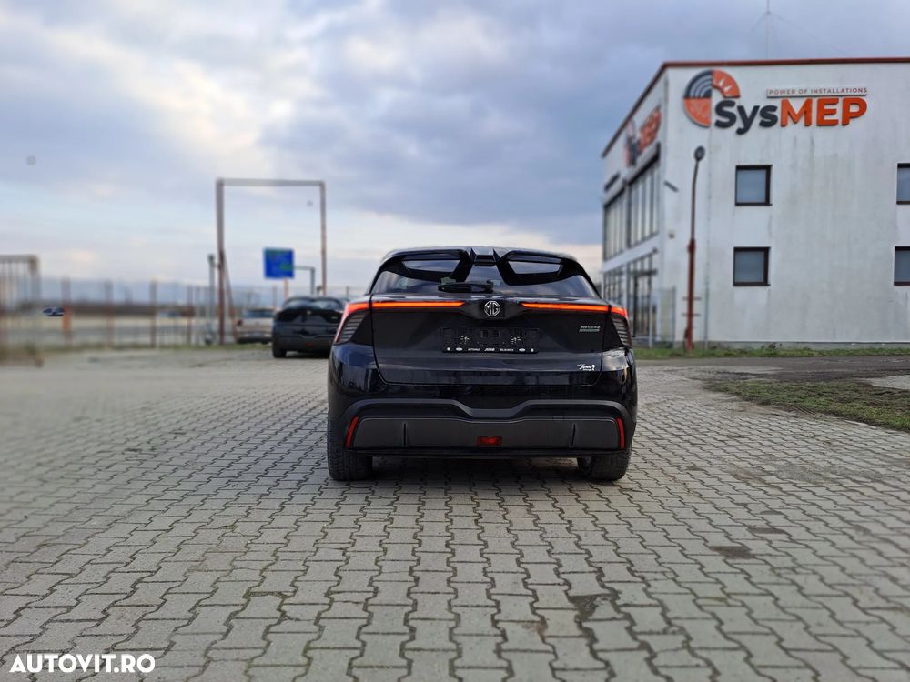 MG MG4 4 Luxury 64 kWh - 5