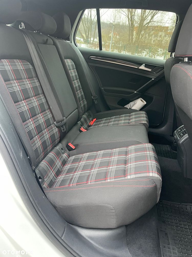 Volkswagen Golf 2.0 TSI BMT GTI Clubsport DSG - 25