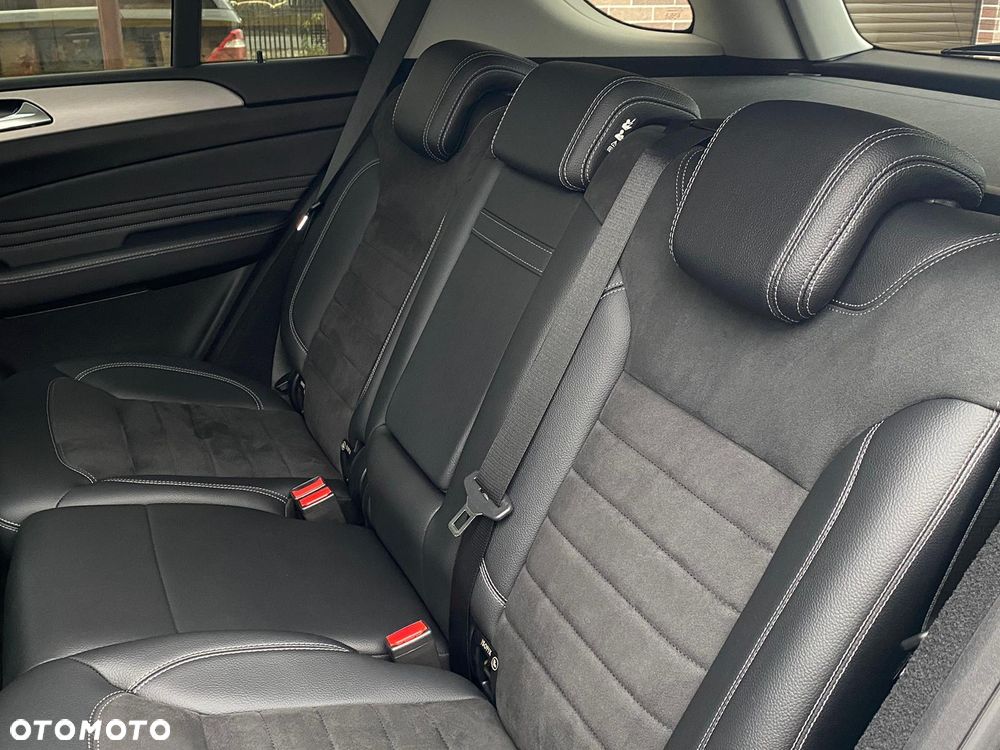 Mercedes-Benz ML - 23