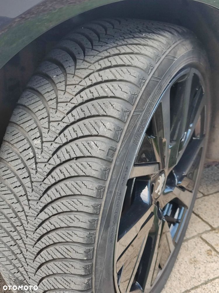 Peugeot 208 PureTech 130 EAT8 GT - 19