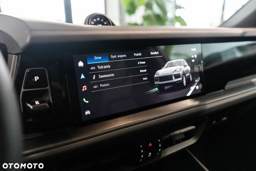 Porsche Cayenne E-Hybrid PHEV Black Edition - 23