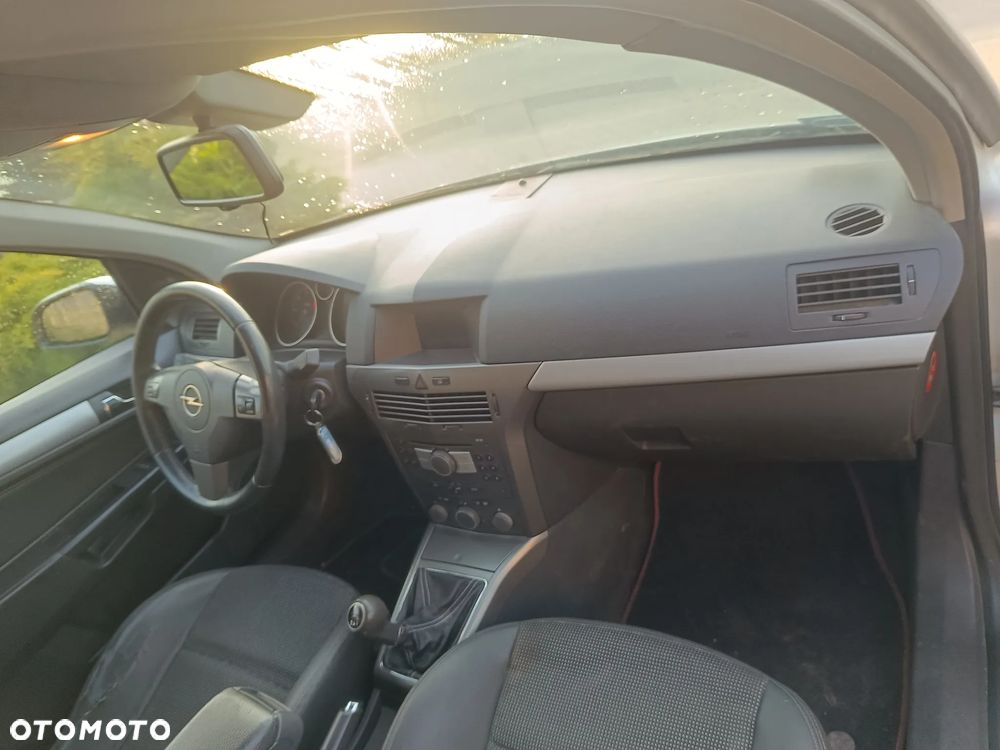 Opel Astra 1.7 CDTI - 7
