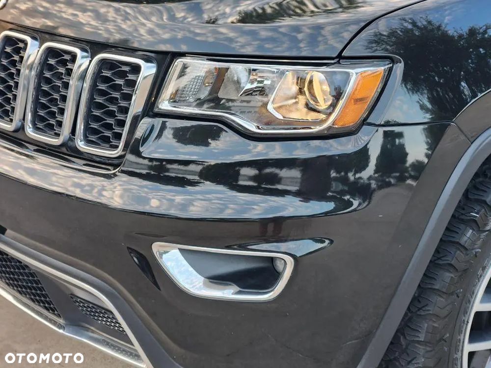 Jeep Grand Cherokee - 9