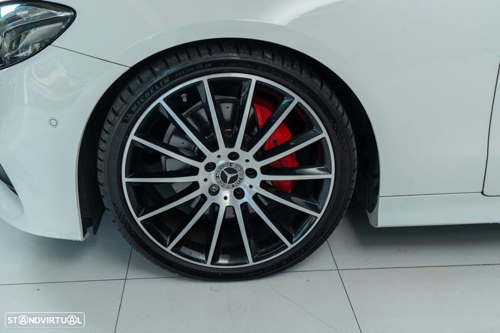 Mercedes-Benz E 220 d Cabrio 9G-Tronic AMG Line - 51
