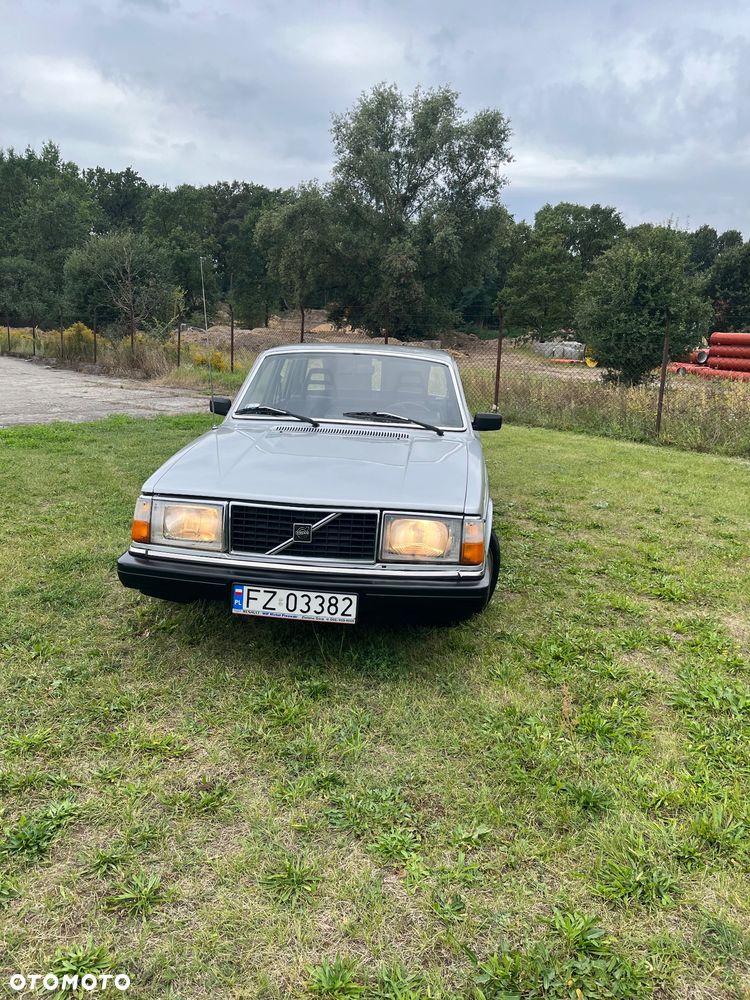 Volvo 262 - 2