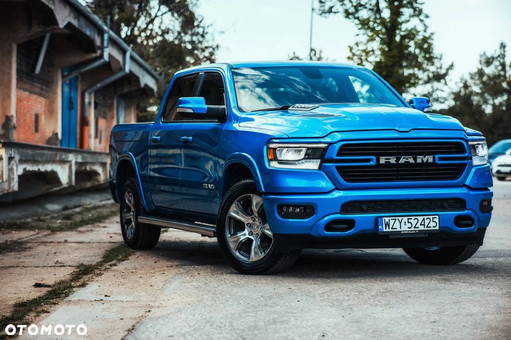 RAM 1500 Crew Cab Laramie - 16