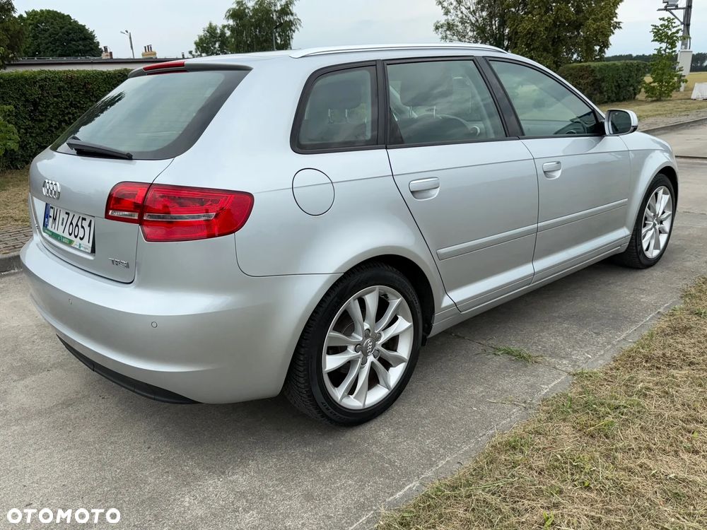 Audi A3 Sportback - 8