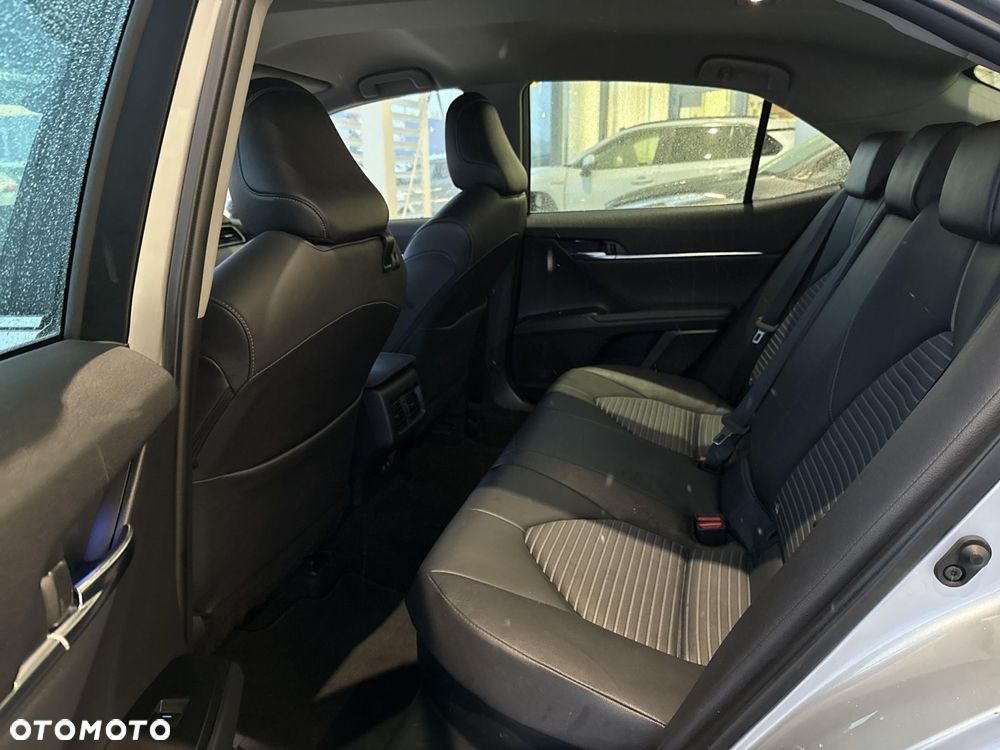 Toyota Camry 2.5 Hybrid Prestige CVT - 12