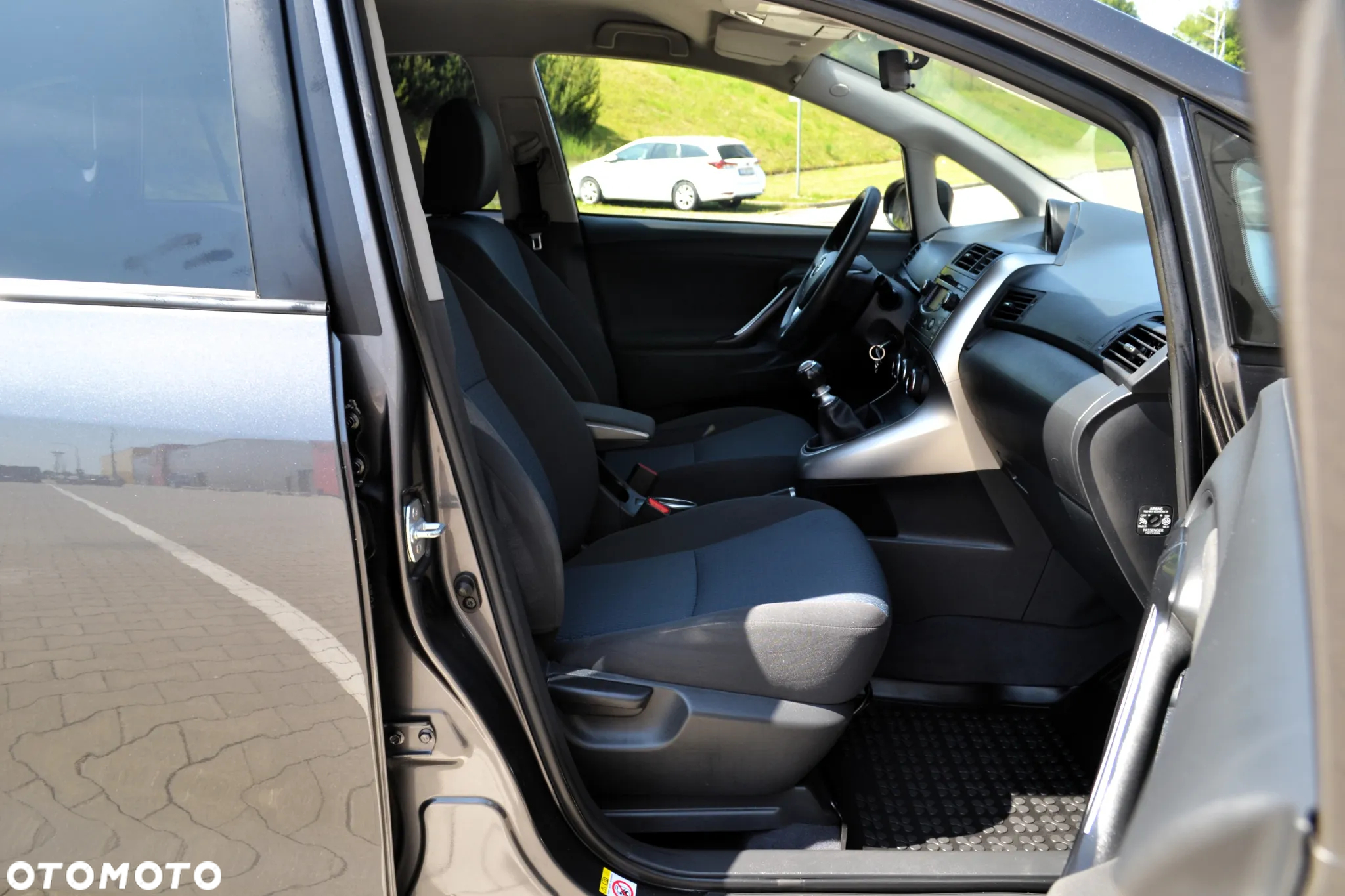 Toyota Verso 1.6 Luna EU5 - 13