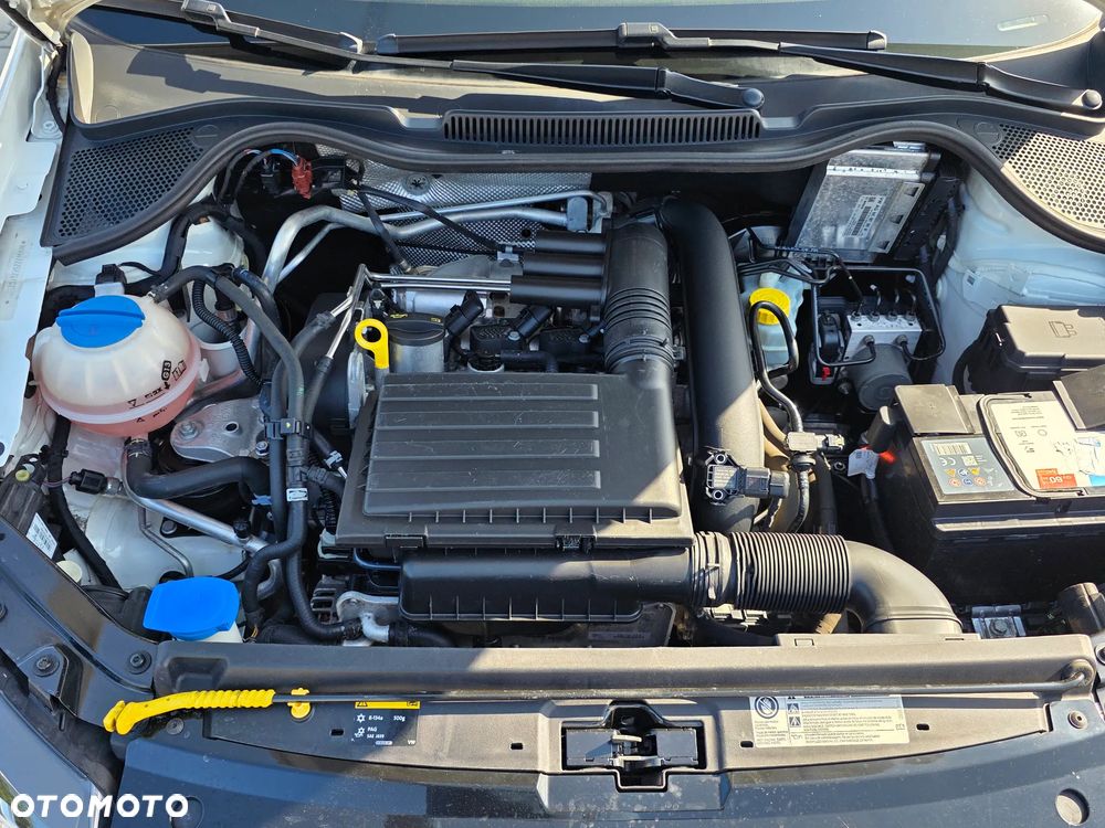 Volkswagen Polo 1.2 TSI Blue Motion Technology DSG FRESH - 10