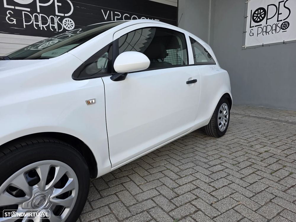 Opel Corsa Van - 18