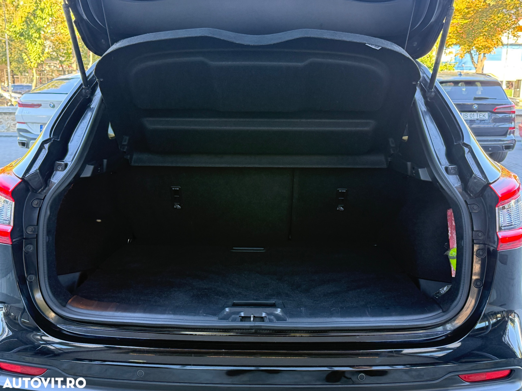 Nissan Qashqai 1.6 DCI Xtronic TEKNA+ - 22