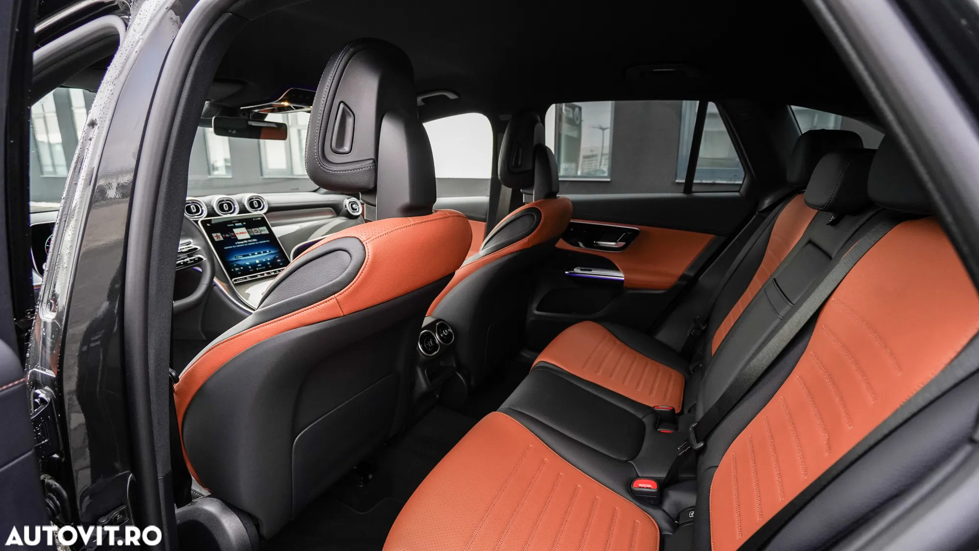 Mercedes-Benz GLC 300 4Matic 9G-TRONIC AMG Line Advanced - 10