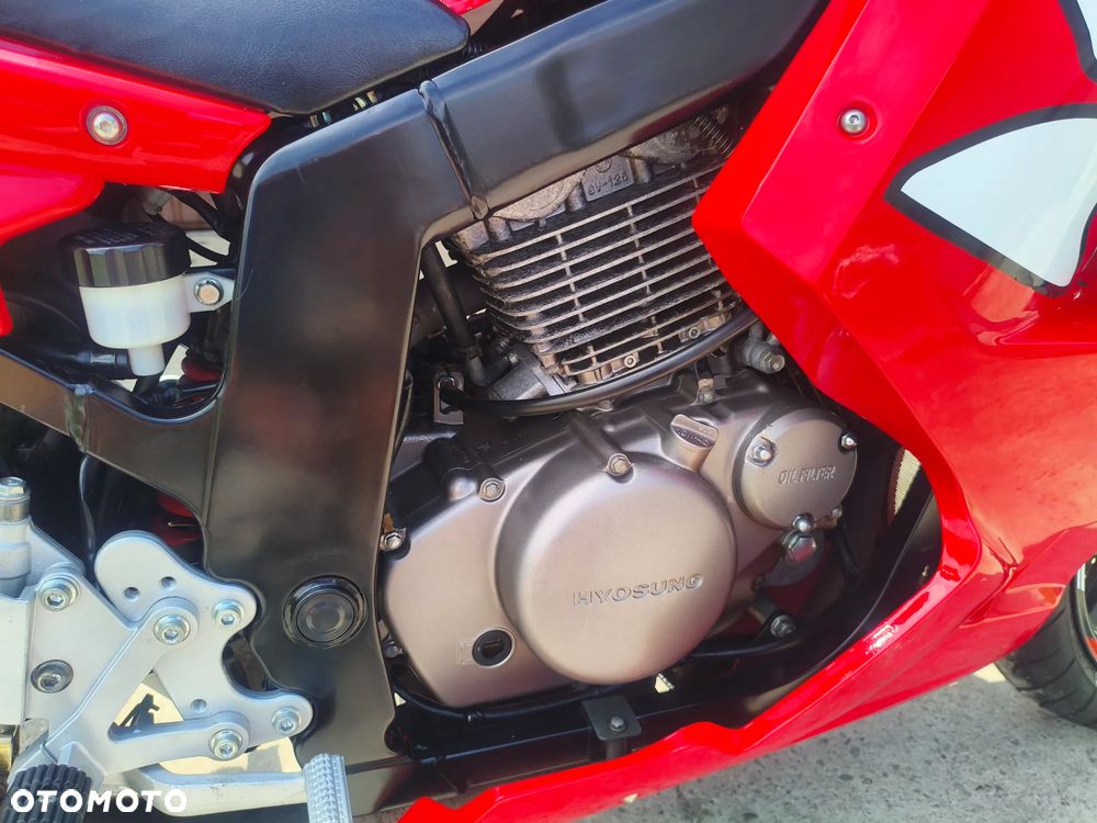 Hyosung GT - 7