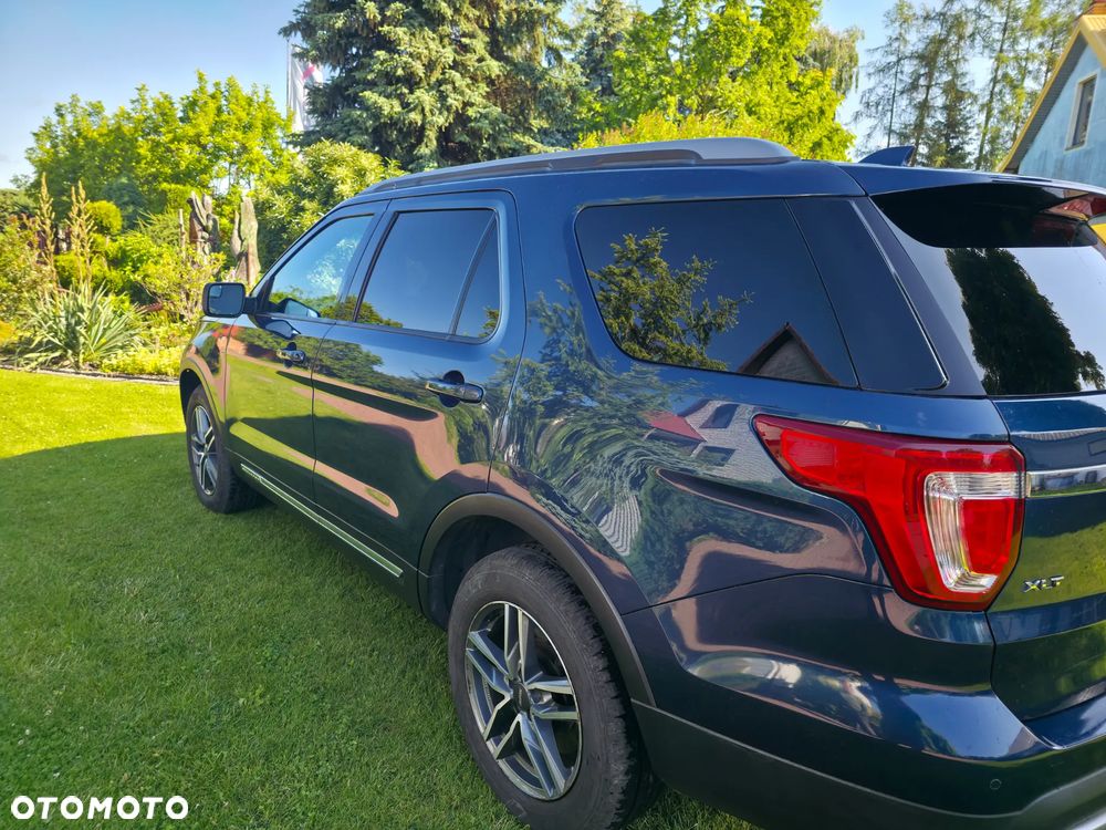 Ford Explorer - 6